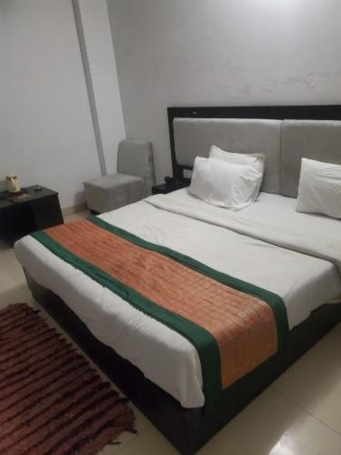 Hotel Aashiyana Inn Νέο Δελχί Εξωτερικό φωτογραφία