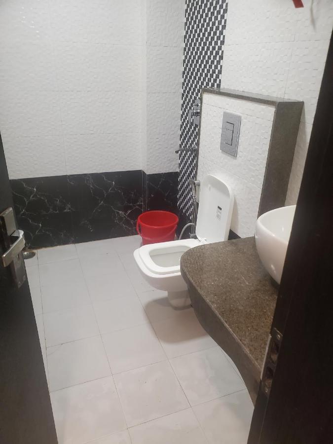 Hotel Aashiyana Inn Νέο Δελχί Εξωτερικό φωτογραφία